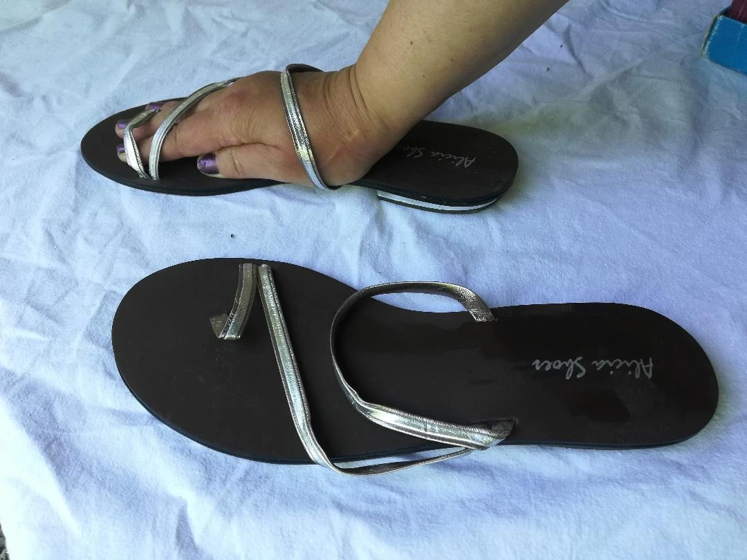 Zilveren teenslippers maat 39 – photo 15